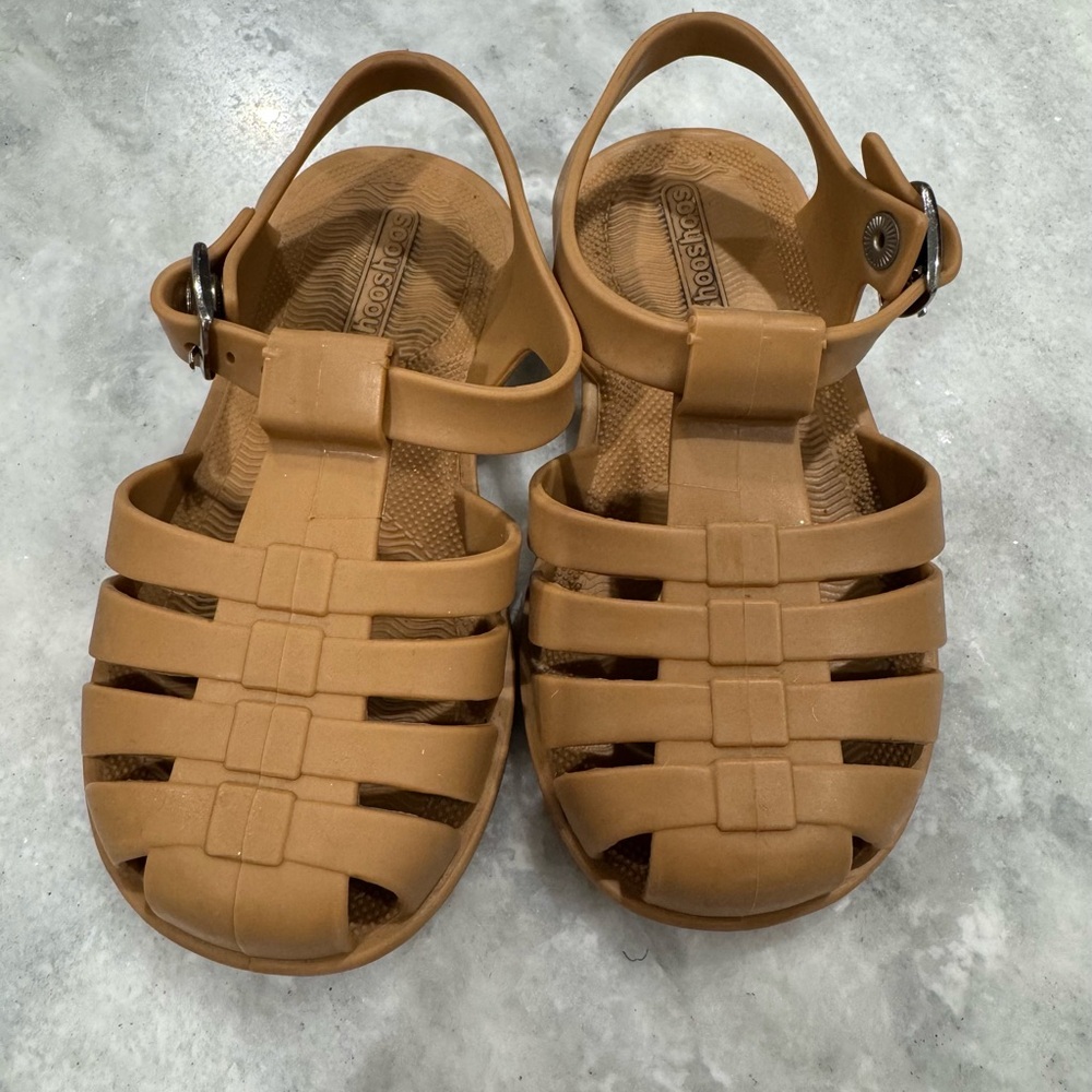 Shooshoos Comfortable Tan Kids Sandals with Adjustable Strap